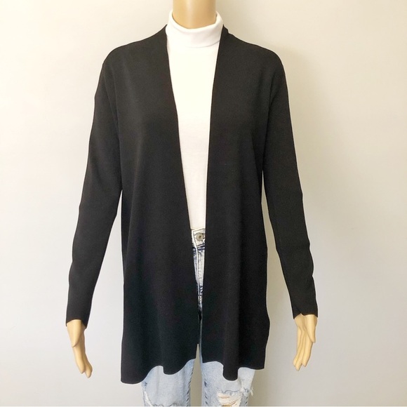 CONTEMPORAINE Knitted Minimalist Black Open Front Loose Fit Kimono Cardigan. - Picture 13 of 15
